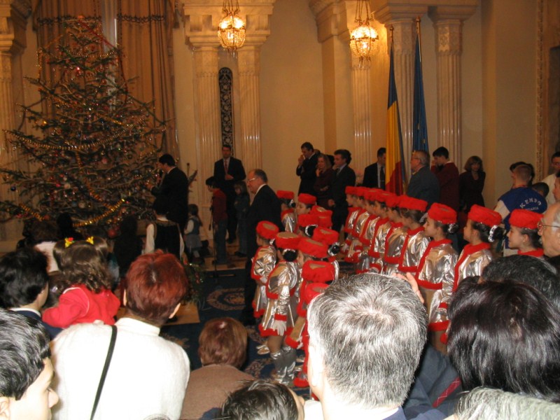 Ceremonie felicitare Presedintia Romaniei 2004